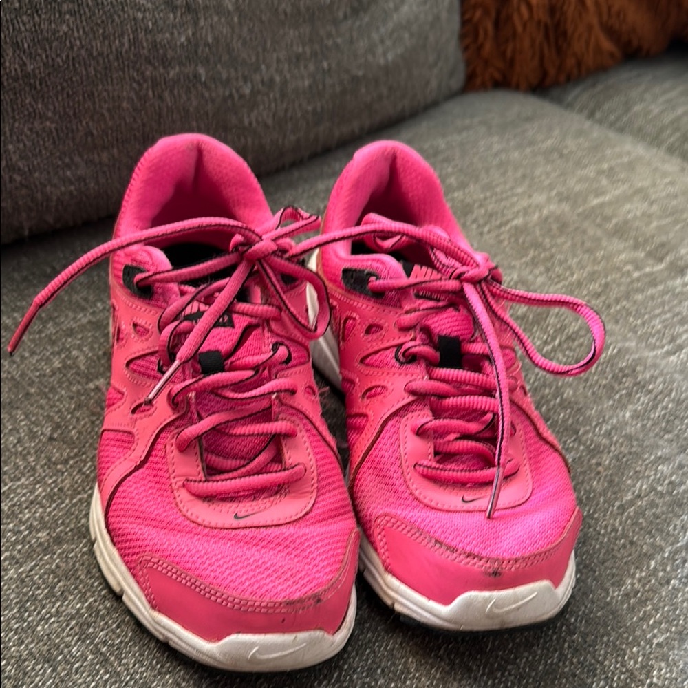 Nike Pink Athletic Running Shoes